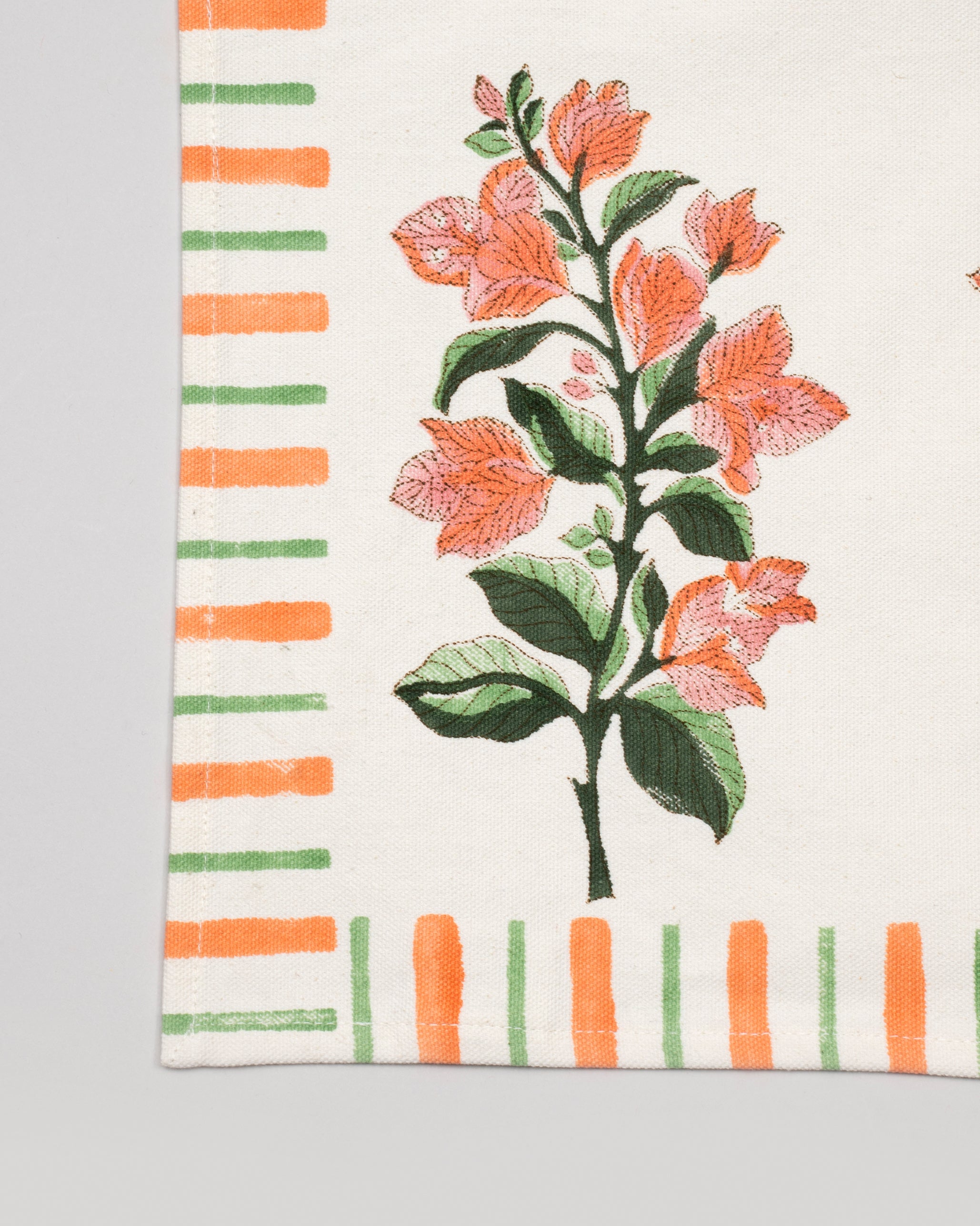 Bougainvillea Blooms Peach Table Mat & Napkin - Set of 6