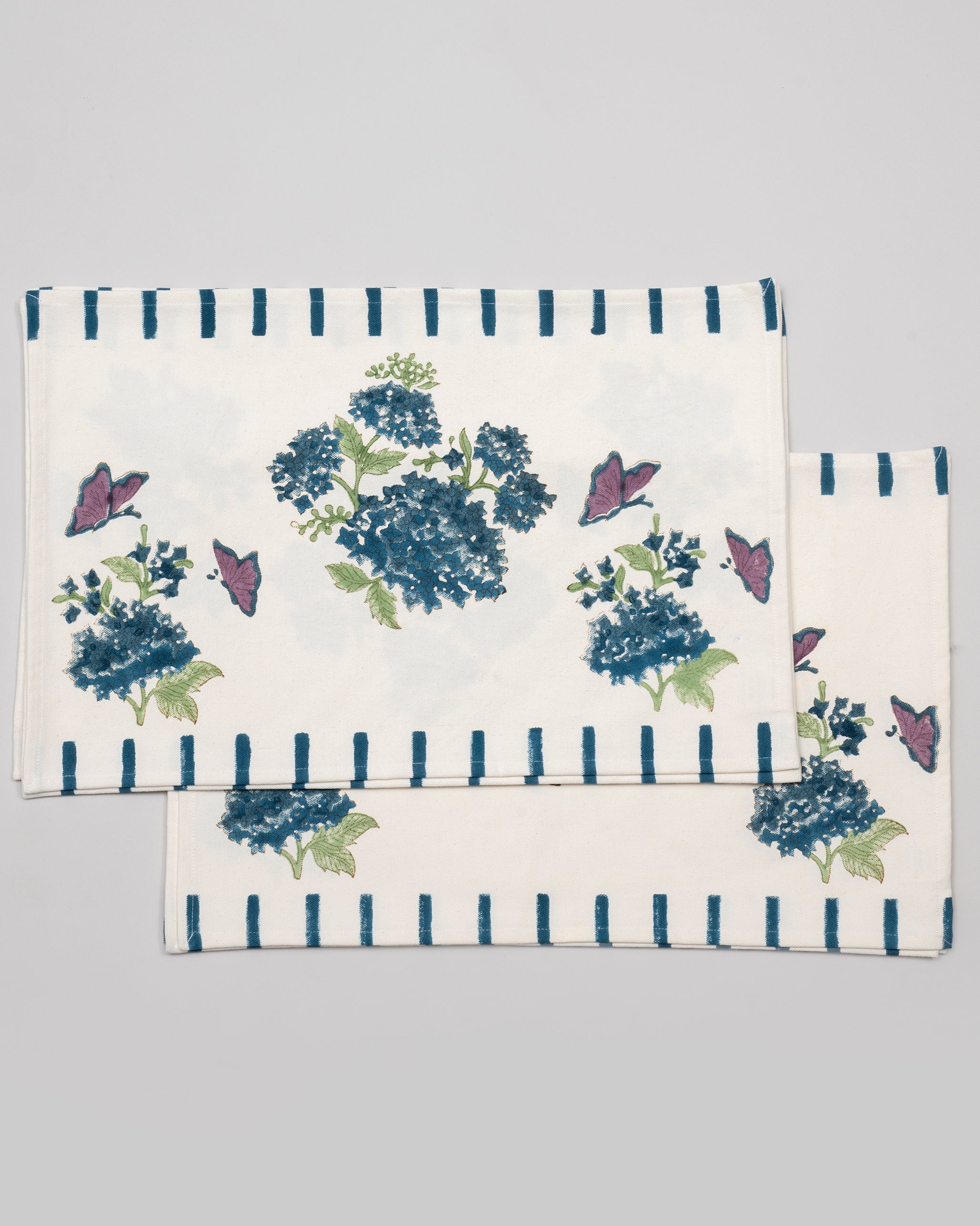 Whispering Hydrangea Classic Blue Table Mat & Napkin - Set of 6