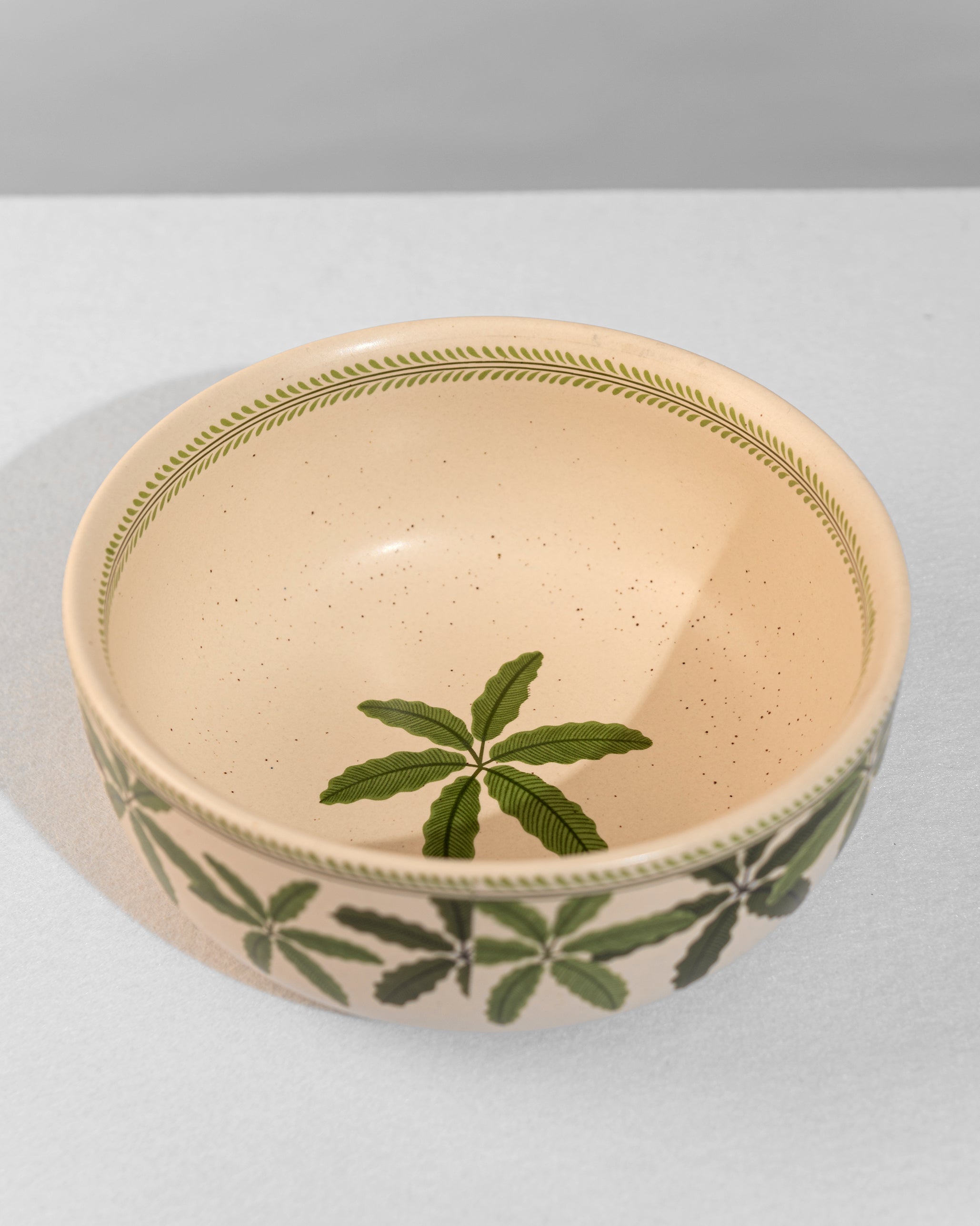 Daun Surga Serving Bowl